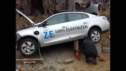 Renault Fluence ZE electric, "Ven vzetje baterije", "battery take out", "Baterie ausnemen"
