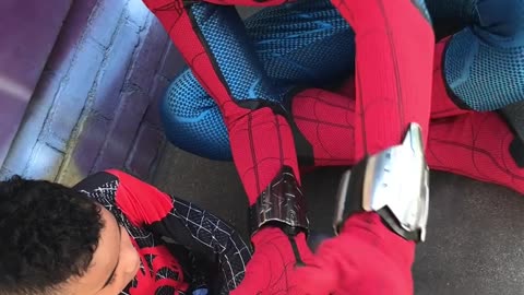 Spider Cast Member Chats With Young Autistic Fan About Web Shooters