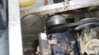 10 HP Briggs motor installed in a golf cart