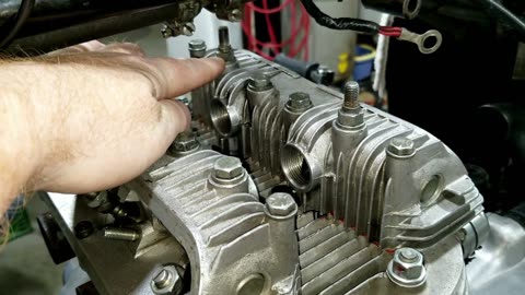 1974 Triumph Trident, Fixing leaking rocker boxes