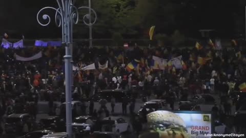 Around 15 thousand Romanians gathered today to protest