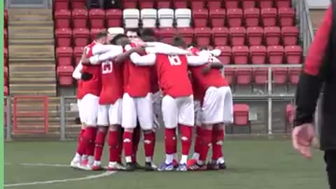 He vlogs about his local non-league side, that's dedication 🙌