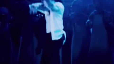 Legendary Michael Jackson dance moves