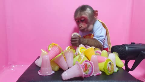 Monkey Eats Super Delicious Fruit Jelly ASMR