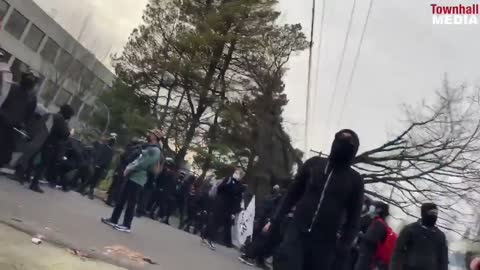 Shocking Footage of Antifa Smashing Oregon Democratic Party HQ | The Washington Pundit