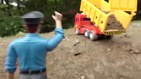 TOP TOYS POLICE CARS TRUCKS AND JEEPS KIDS TOYS PLAY 2023 | KIDS ENTERTAINMENT | KIDSZEE