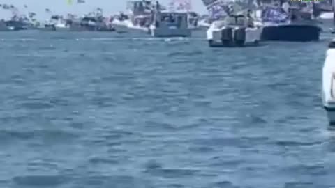 MASSIVE Trump Boat Parade in Mystic, Connecticut! Let's turn Connecticut Red! #MAGA