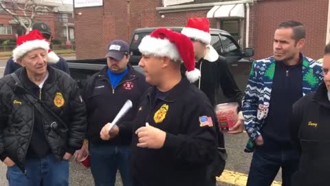 Lynbrook, NY Fire Department - The Christmas Tour 2021