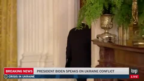 Biden TURNS HIS BACK on Questions About War in Ukraine