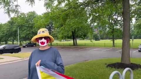 Father confronts rainbow flag waving pedophiles over the sexualisation of kids..