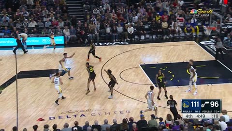 NBA - Stephen Curry pulls it from DOWNTOWN and connects! Jazz-Warriors
