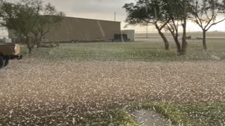 Golf Ball Sized Hail Rains Down in Texas