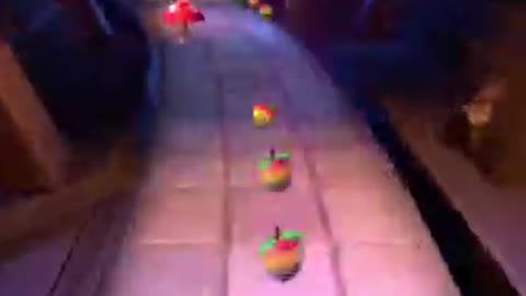 Temple Ruins Collection Run Gameplay - Crash Bandicoot: On The Run!