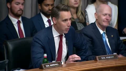 Josh Hawley and members of Congress voted today to Ban members of Congress from stock Trading