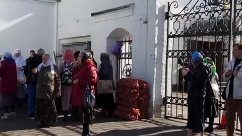 Parishioners of the Ukrainian Orthodox Church (UOC) held a service under a tent