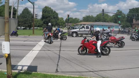 Truck Road Rage Attempt to Wipe Out Bikers
