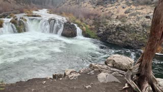 Central Oregon – Steelhead Falls – Up Close Ledge Overlooking the Waterfall – 4K