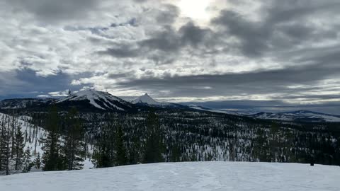 Epic Panoramic Views of Mount Washington – Potato Hill Sno-Park – Central Oregon – 4K