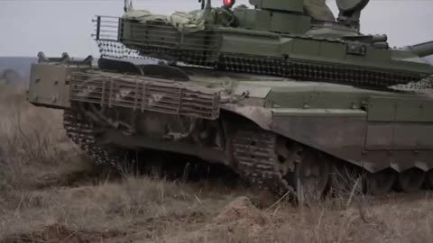 T-90M "Breakthrough" tanks arrived at the front line.