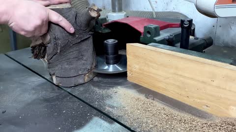 WOODWORKING Making a cutting board.