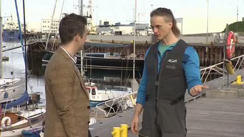 0:00 / 2:10 Icelandic National TV, Stöð2 News, Interview with Fiann Paul, captain of Polar Row