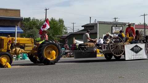 Yellow Old Time Tractor in the Black Diamond Parade