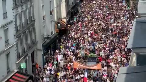 Vax mandate protest in France