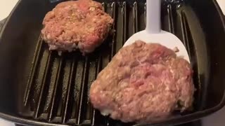 PROPER BURGER COOKING