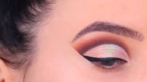 Glam Cut Crease !