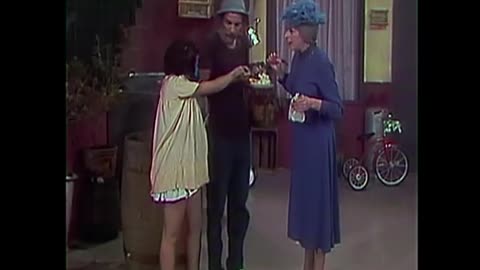 Chaves S01E25 - Caçando Insetos