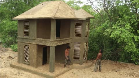 How to build the most creative mud country house while spending 21 days in the forest