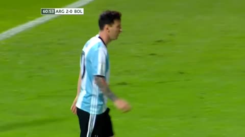 Messi humilla jugadores del Bolivia