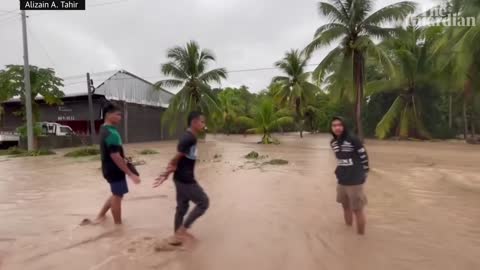 Deadly floods and landslides hit southern Philippines as storm Nalgae approaches