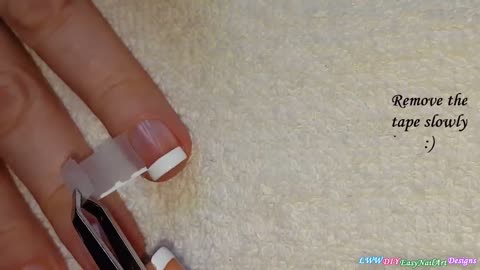 5 Ways To Make FRENCH MANICURE NAIL ART / DIY Ideas