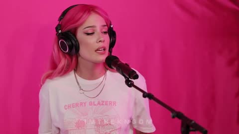 Halsey - Without Me Stripped LIVE at Mangnum 🔥❤️