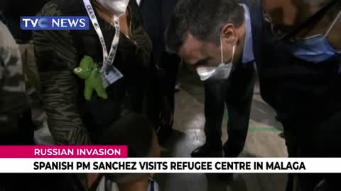 (SEE VIDEO) Spanish PM Sanchez Visits Refugee Centre in Malaga