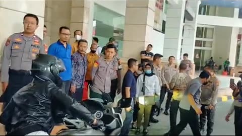 Gubernur DKI Jakarta pake moge