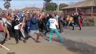 KwaMashu hostel dwellers protesting for transport to Buthelezi's funeral