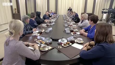 President Putin meets mothers of Russian soldiers fighting in Ukraine war – BBC News