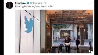 Elon Musk entering Twitter HQ