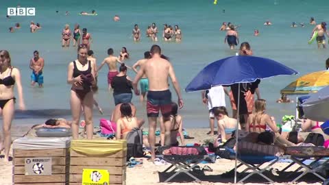 Spain heatwave brings record temperatures - BBC News
