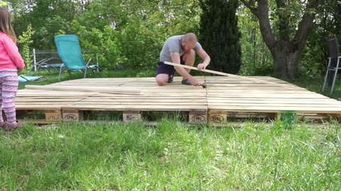 DIY Terrasse aus Paletten