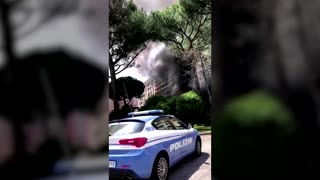 Deadly fire scorches Rome apartment building