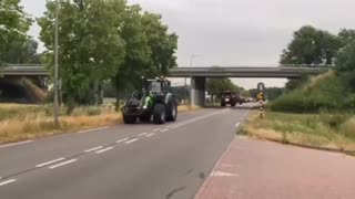Dutch farmers are on their way to protests in The Hague