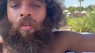 Pool side Mango Chat Live with