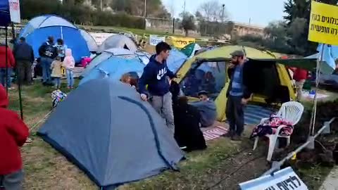 Tents outside the Knesset