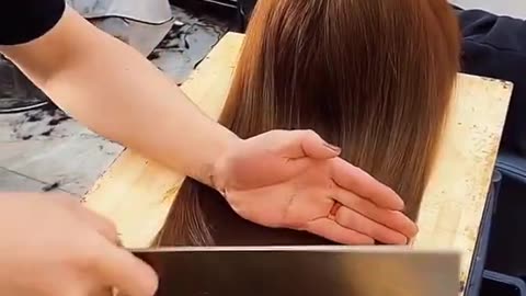 Viral🔥 Girl Hair Cutting with knife | Famous barber 👦 | PHD Hair | #shorts #haircutting #phd_hair