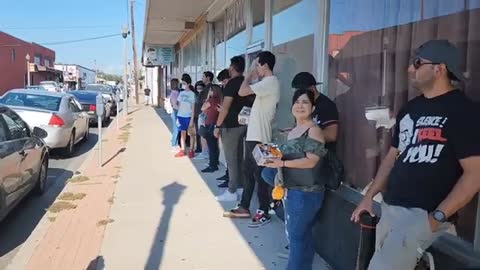 🐺🐺line waiting to meet Johnny Yong Bosch🐺🐺