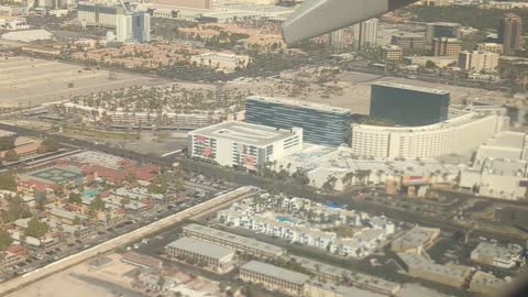 "Leaving Las Vegas" Take Off McCarren Airport by ManicBeastBoise