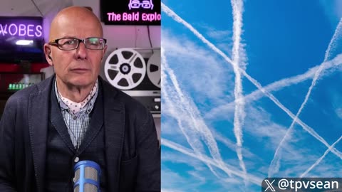 Top Pilot Testifies: 'Bill Gates Is Fumigating Cities With Mood Altering Chemtrails'